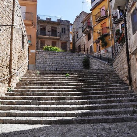 Villetta In Centro Storico Caccamo エクステリア 写真