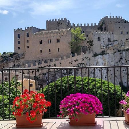 Villetta In Centro Storico Caccamo エクステリア 写真
