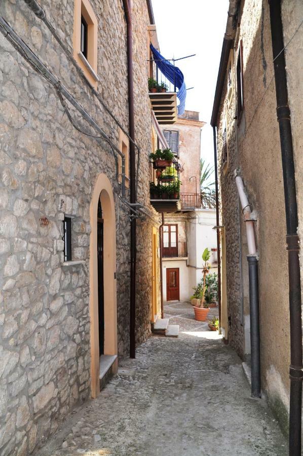 Villetta In Centro Storico Caccamo エクステリア 写真