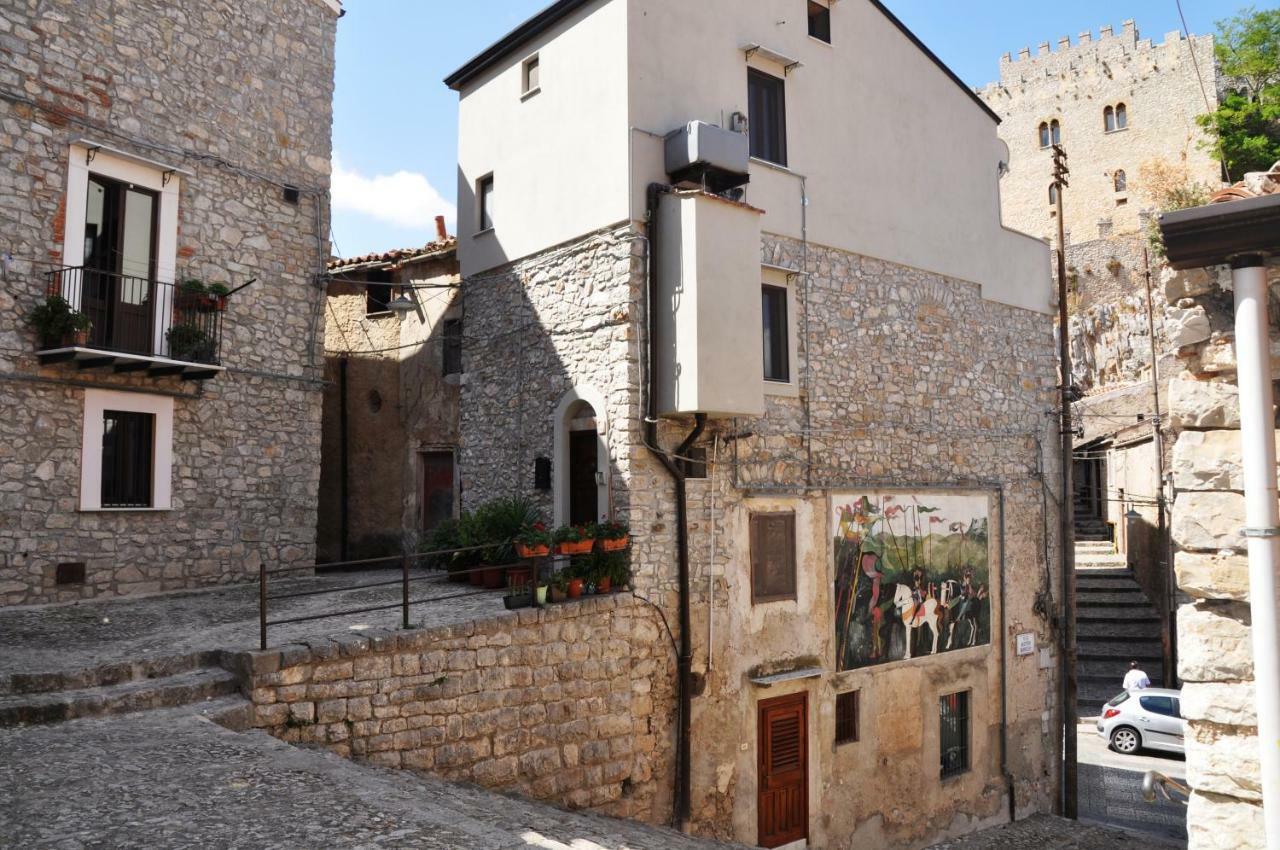 Villetta In Centro Storico Caccamo エクステリア 写真